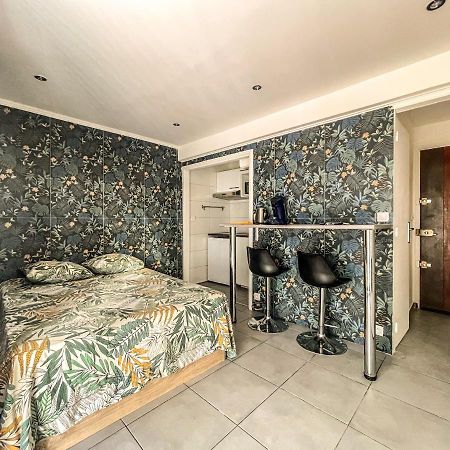 Le Saint Charles II Apartment Marseille Exterior photo